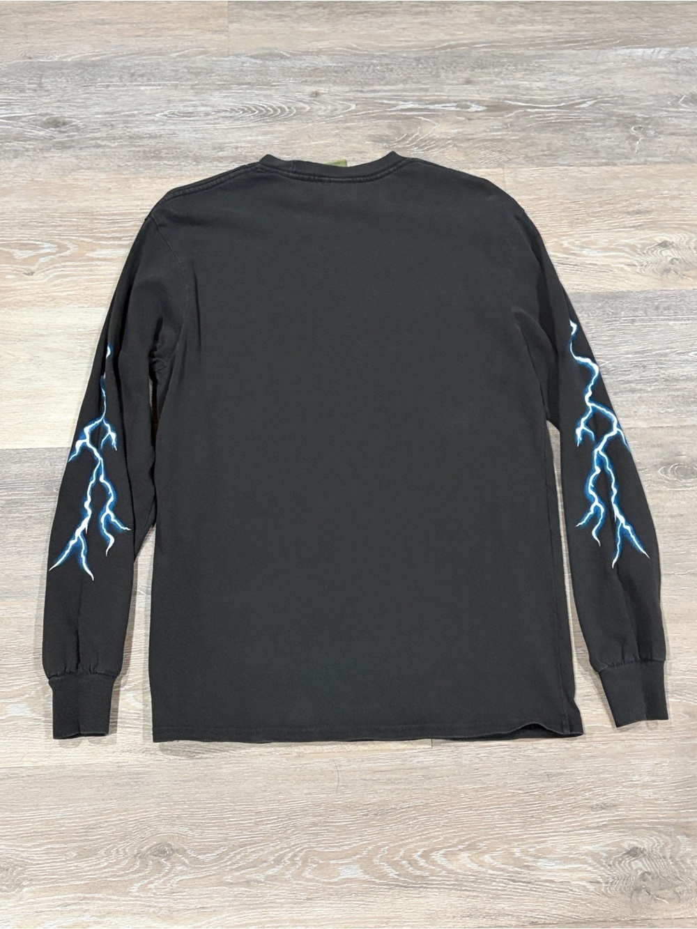HUF Black Long-Sleeve Tee Triangle of Terror - Picture 3 of 3